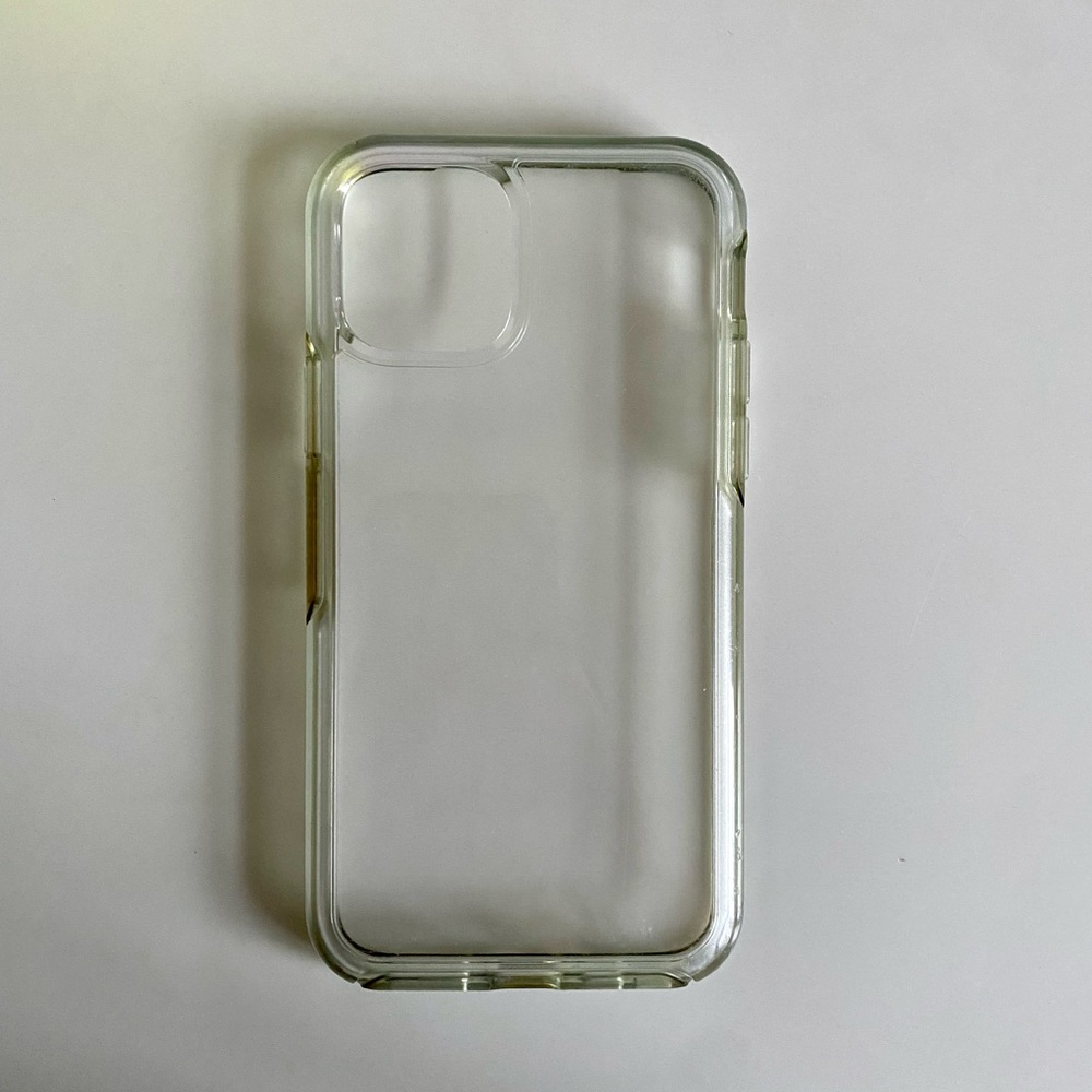 Otterbox Symmetry Series Clear Case for iPhone 11 Pro